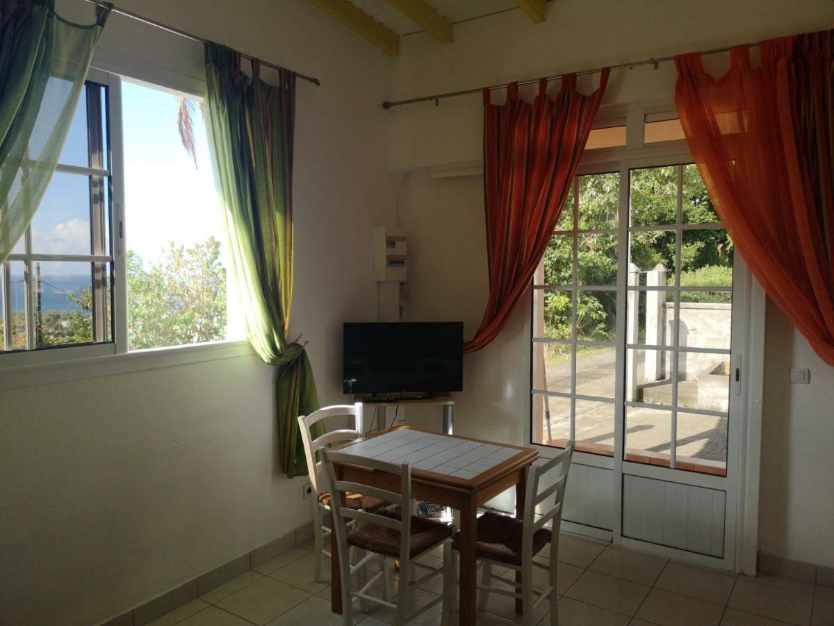Appartement Beau F2 avec vue sur Les Saintes à Trois-Rivières Extérieur photo